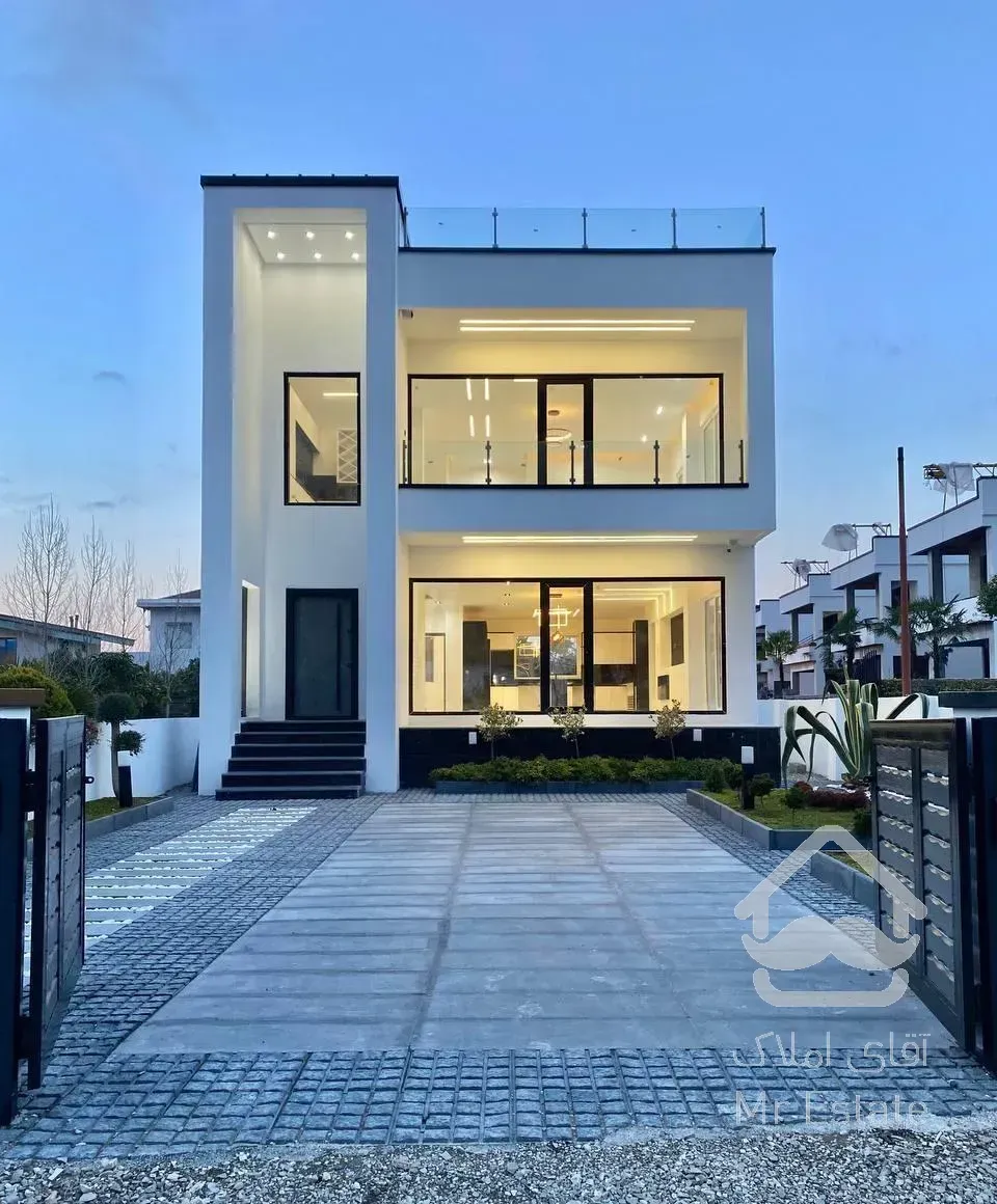 ویلا ۳۴۰متری شهرکی شخصی ساز جاده جنگلی ایزدشهر