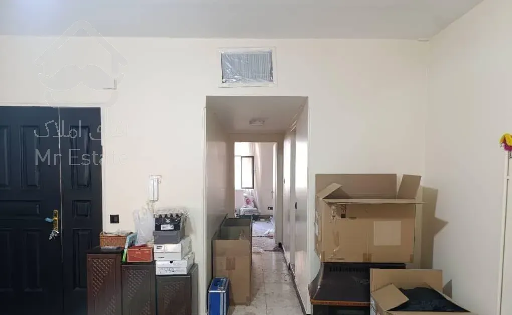 املاک، ۶۰ متر پارکینکدار