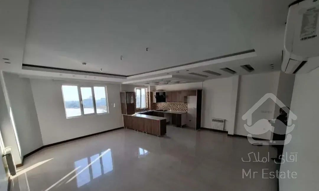 ۸۳متر/۲پارکینگ/قیمت مناسب