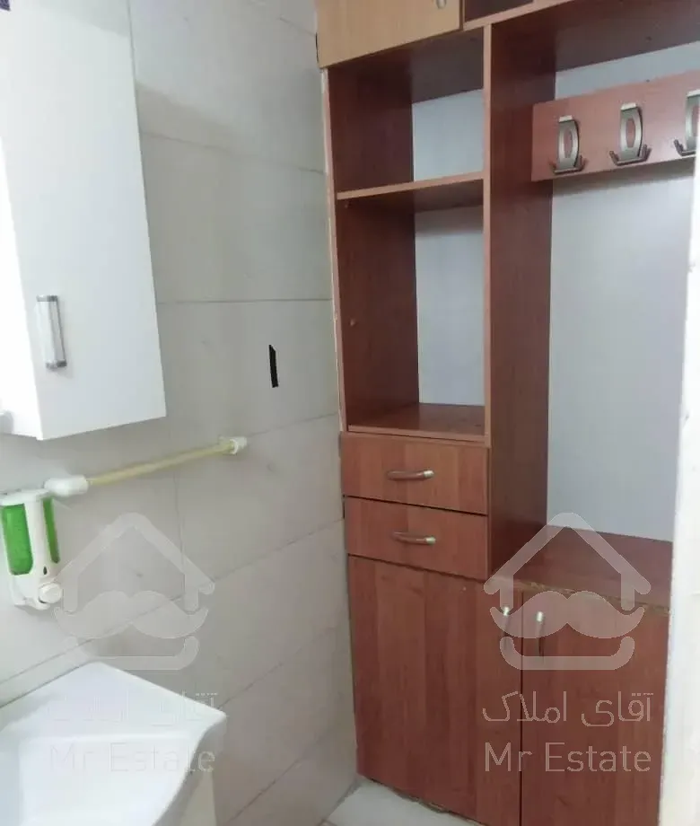 ۱۳۵ متر تک واحدی برغان