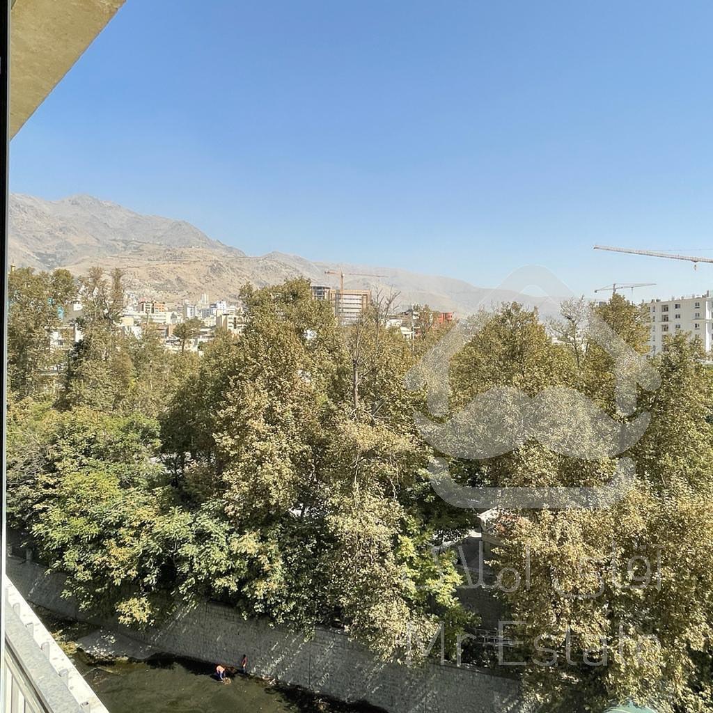 آپارتمان ۴ خواب در آقایی ۴۰۰ متر