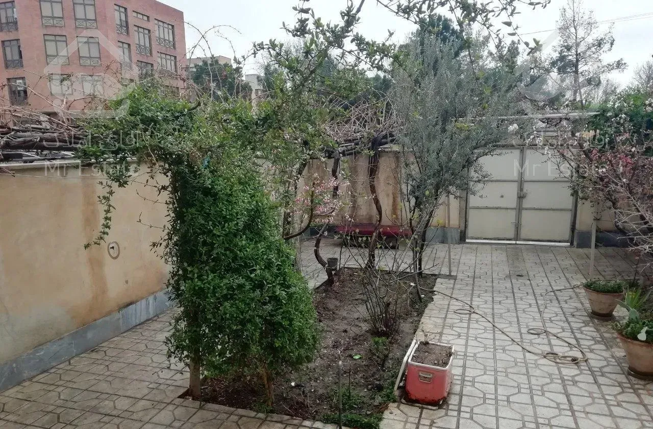 فروش قدرالسهم آپارتمان ۸۴ متری دوخوابه