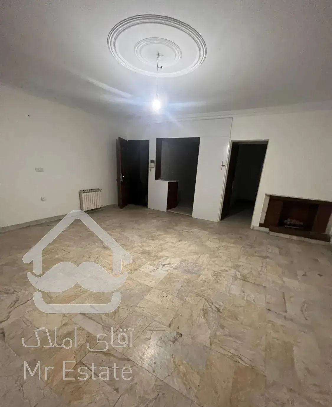 هروی کوچه پنجم رو به افتاب با پارکینگ سندی