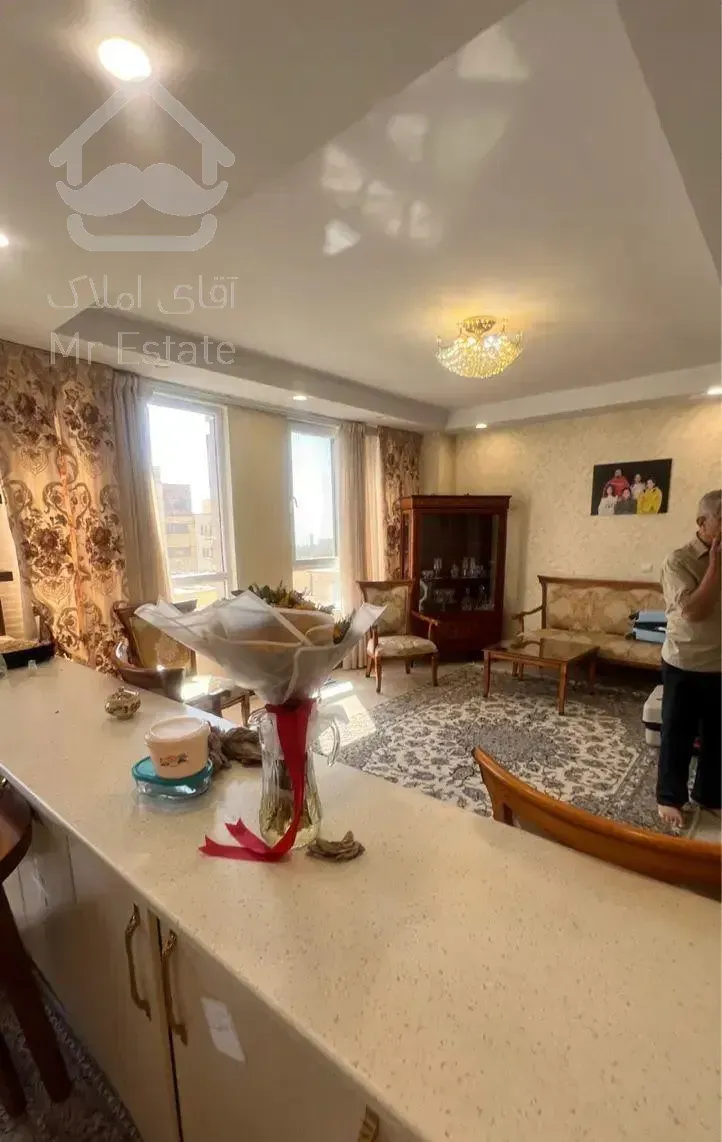 ۱۲۳ متر ویو دار در حد نوساز اخلاص