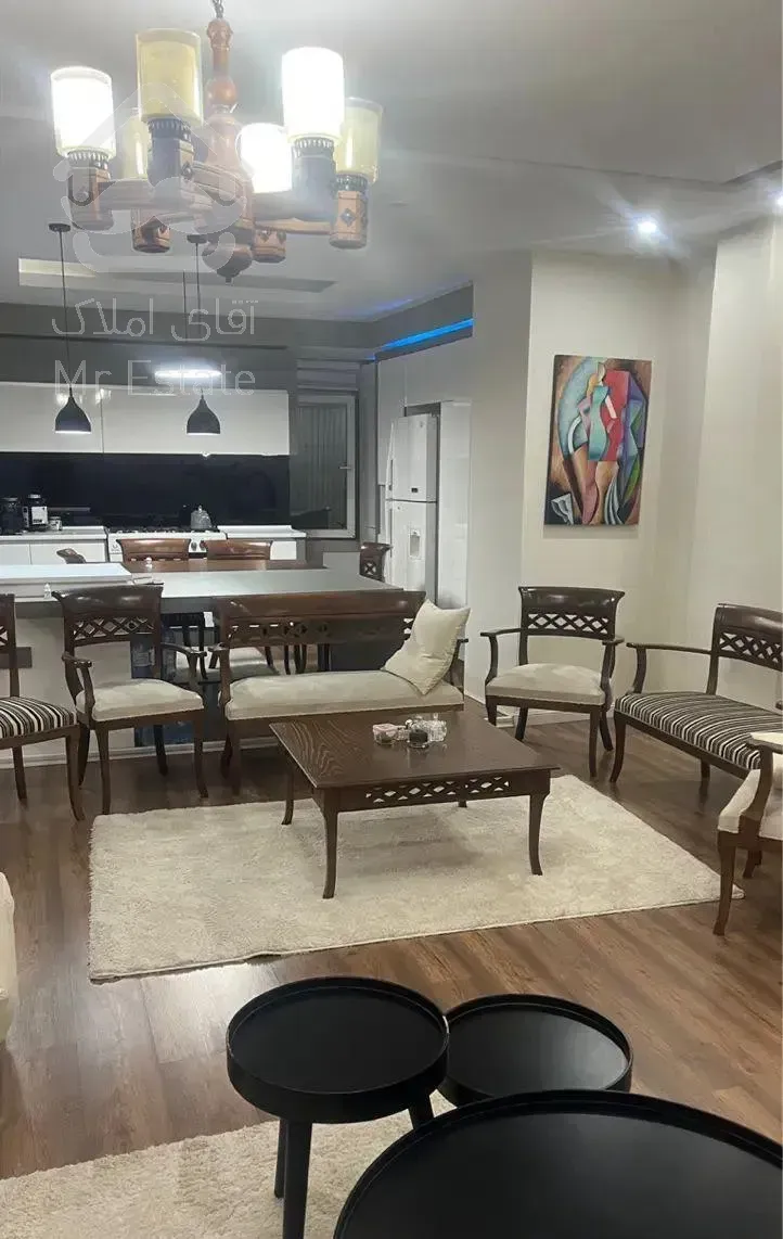 رهن آپارتمان ۱۰۰ متری ۲ خوابه در فاز ۸