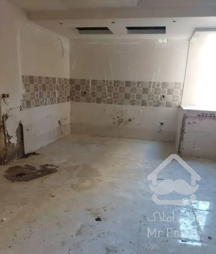 ۵۷ متر فول امکانات واقع در کمیل