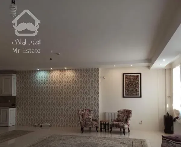 حاشیه معلم ۲۱۰ متری فول