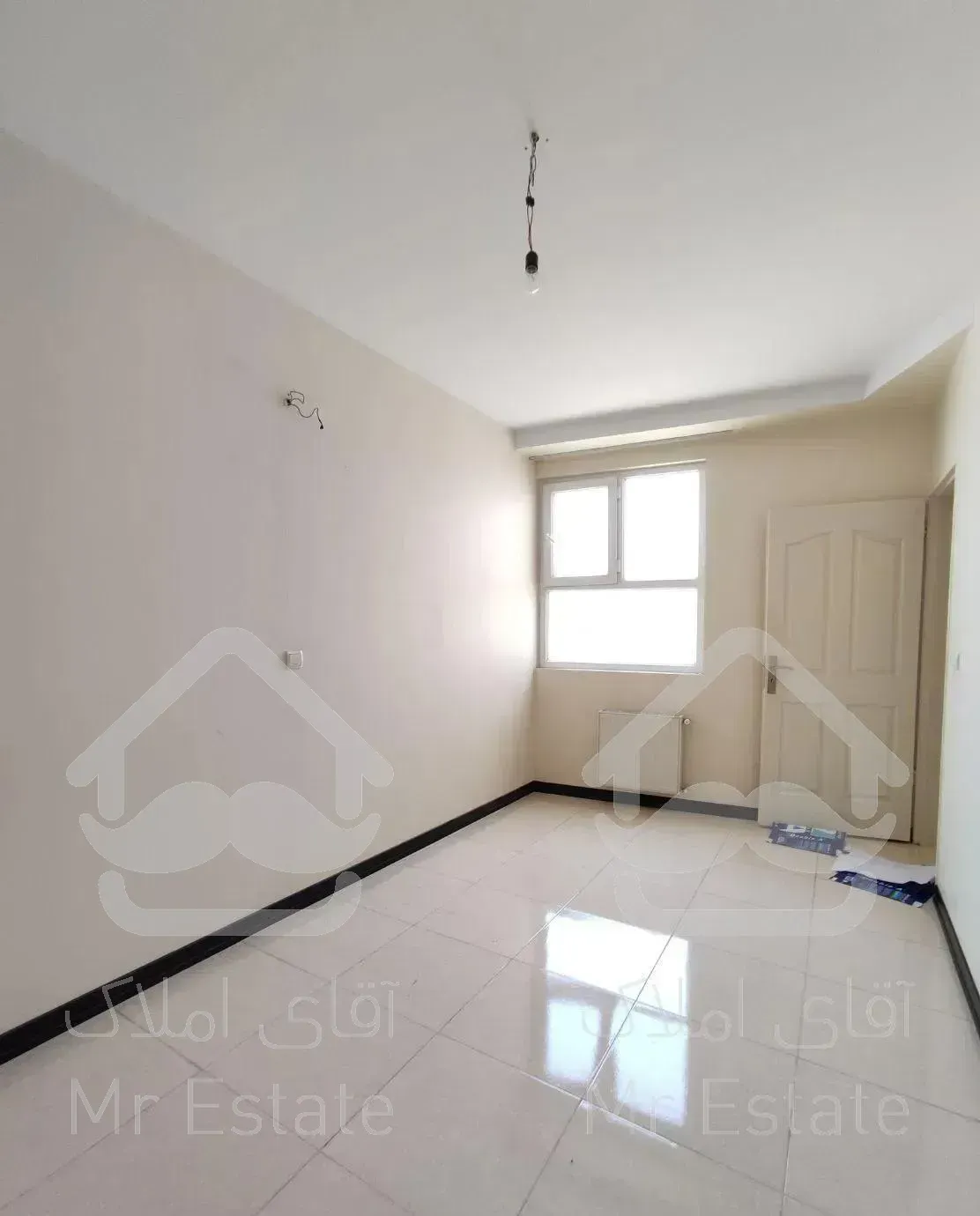 ۷۷متر / فول امکانات / سالن پرده خور / شهران