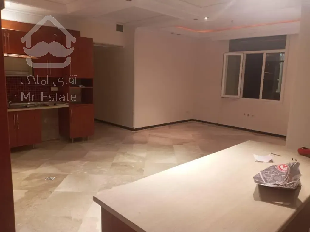 اجاره و رهن آپارتمان زعفرانیه 210  متر شیک