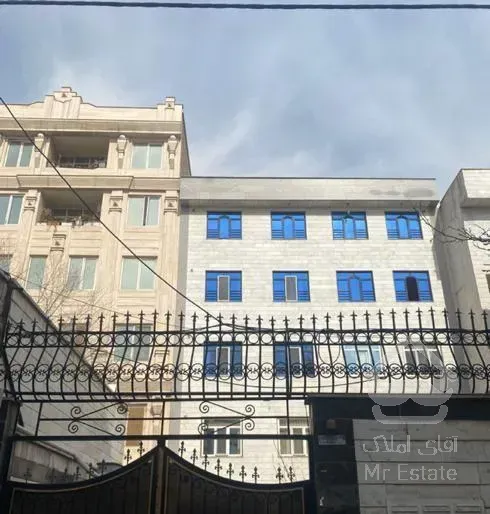 ۴۵مترطبقه دوم/باانباری/سالن پرده خور/بازسازی کامل