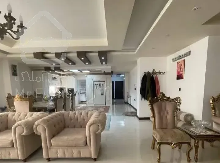 101متری/پارکینگ سندی/آسانسور/شوتینگ/اندیشه