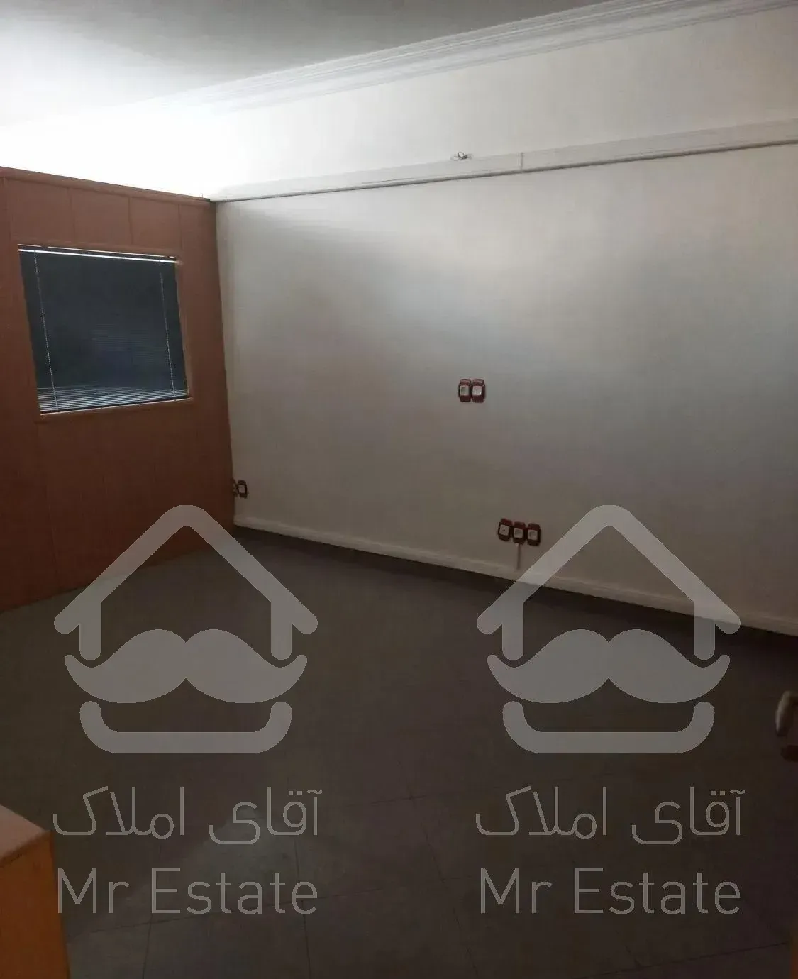 آپارتمان  ۱۸۳ متر . سند مسکونی. موقیعت اداری