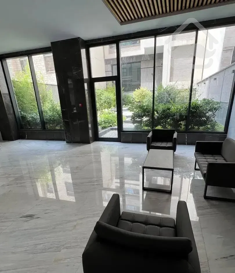 ۹۰ متر نوساز لوکس