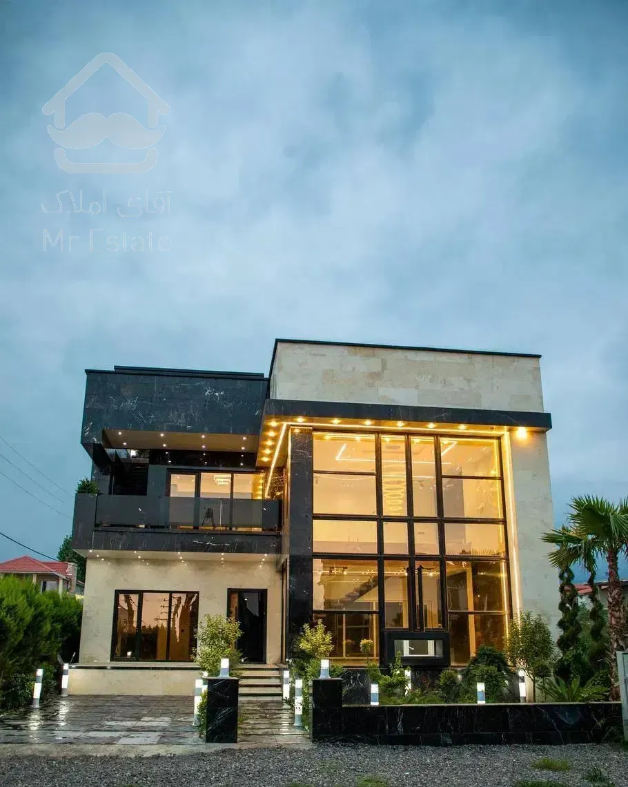 فروش ویلا دوبلکس هوشمند*370 متر* استخر،جکوزی،روف