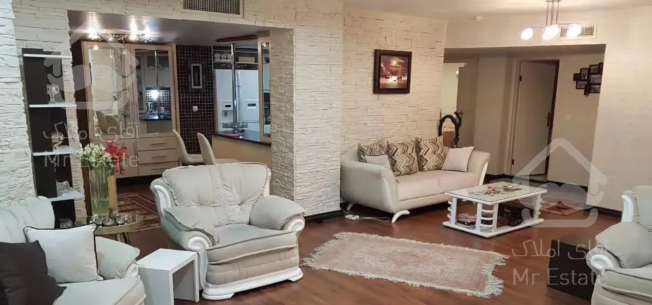 آپارتمان ۱۳۱متر  میدان ونک ملاصدرا