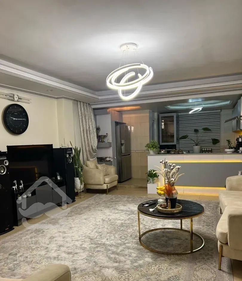 ۷۵متر۲خواب تکواحد،۱۸متر انباری،شاپورچهارراه مختاری