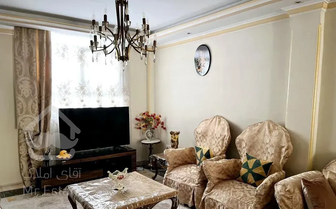 ۴۴متر* فول بازسازی* ۲ پارکینگ* سالن پرده خور