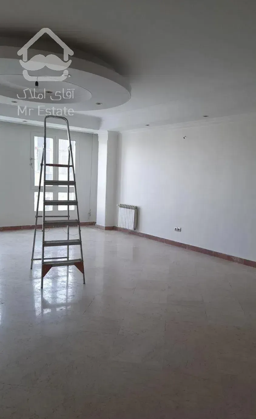 ظفر فرید افشار ۱۸۰متر ۳خواب با ۲ پارکینگ