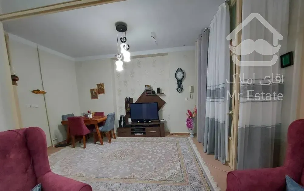 85متر/15متر بالکن/تکواحدی/نورگیر