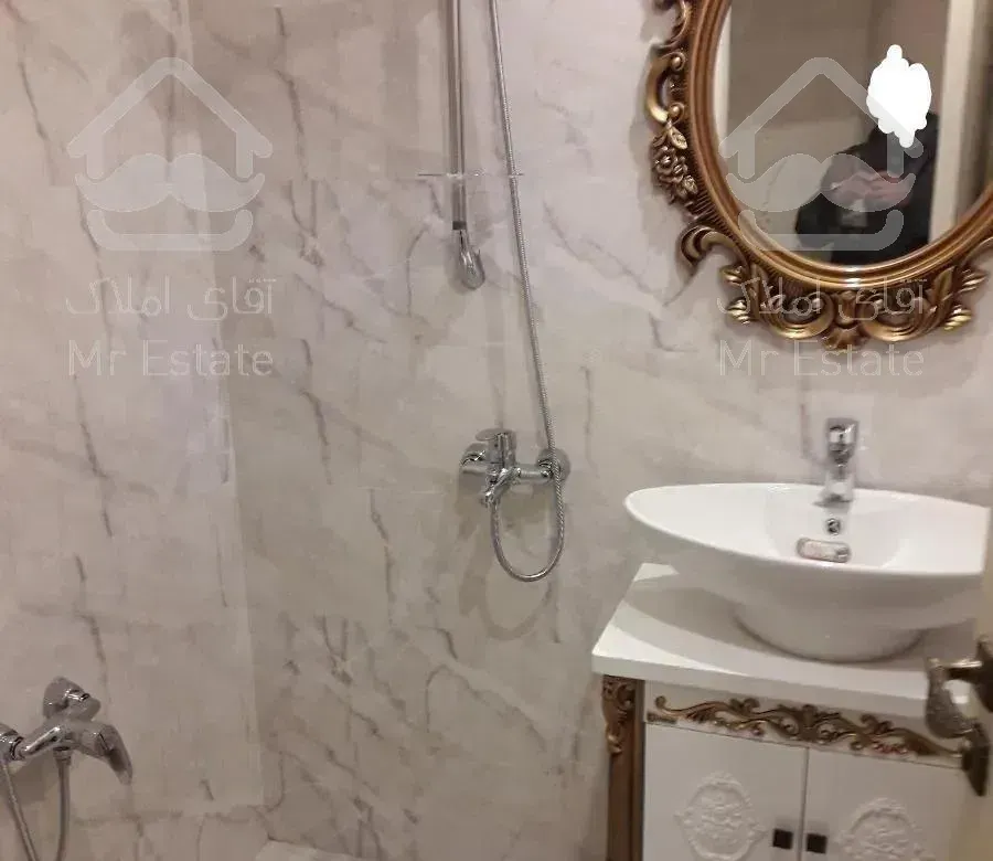 ۹۳متر نوساز فول سنایی ۲ خوابه حیاط خلوت