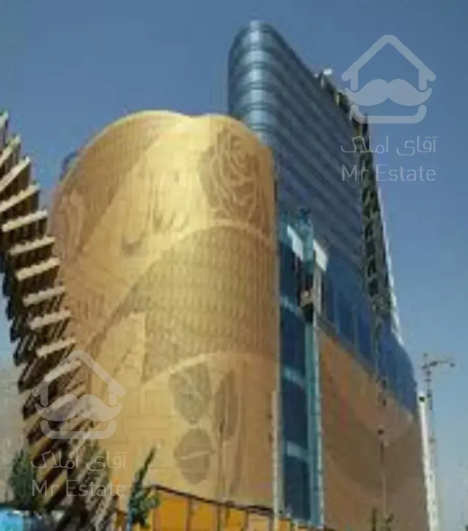 یک واحد اداری ،تجاری در مجتمع تجاری رزمال