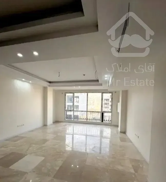 ۱۱۸ متر/ دو خواب/ پارکینگ/ کلید نخورده.