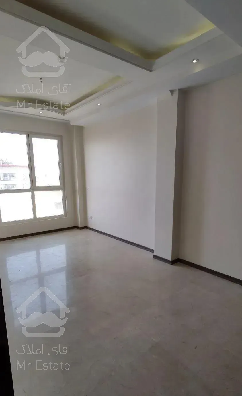 ۲۲۰ متر۳ خواب/۳پارکینگ/۲ تراس/بین جماران و جمشیدیه