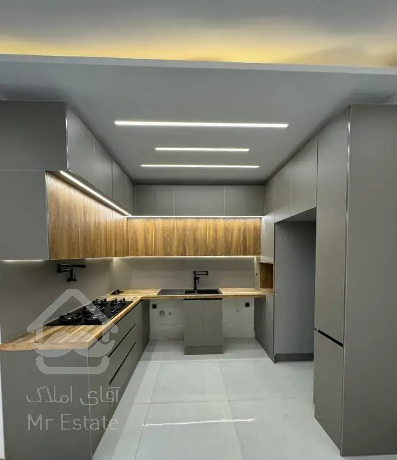 ۴۶متر / تک واحدی / نوساز کلید نخورده / با امکانات