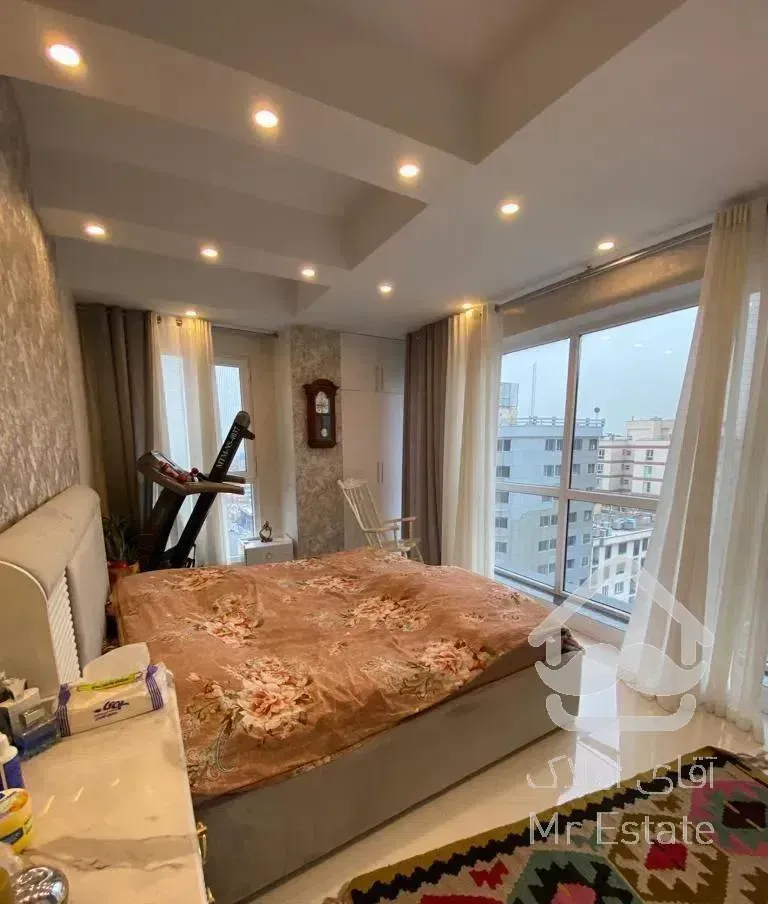 هروی  ۱۳۵ متر ۳خواب  یکساله(ویو ابدی)