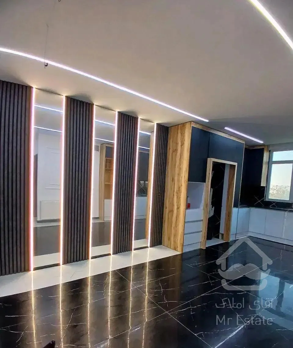 ۶۲ متر ویو ابدی*طراحی زیبا ونورگیر*پارکینگ/آسانسور