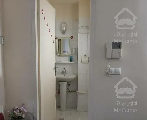 آپارتمان ۶٠ متری ٢ خواب