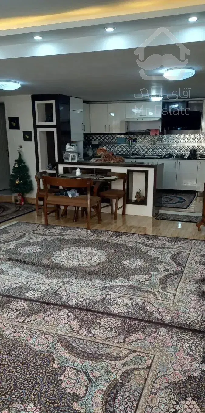 فروش آپارتمان ۱۱۰ متری ۲ خوابه طبقه ۲ در اندیشه۱۹