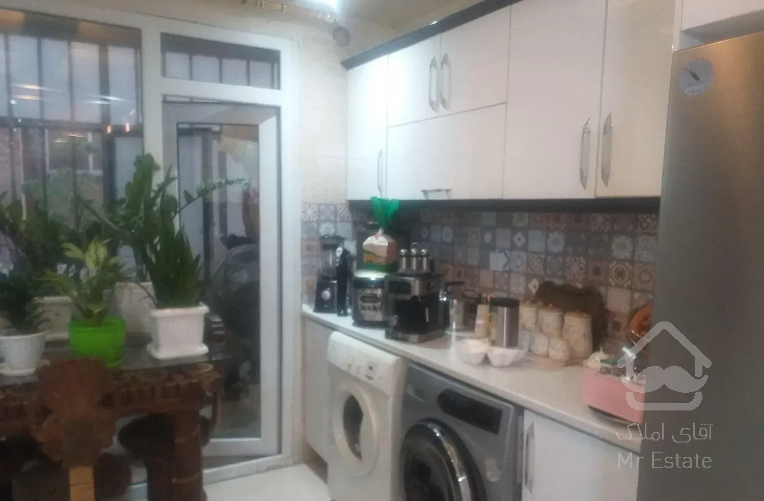 فروش آپارتمان ۶۸ متری ۲ خوابه فول در چهارصد دستگاه