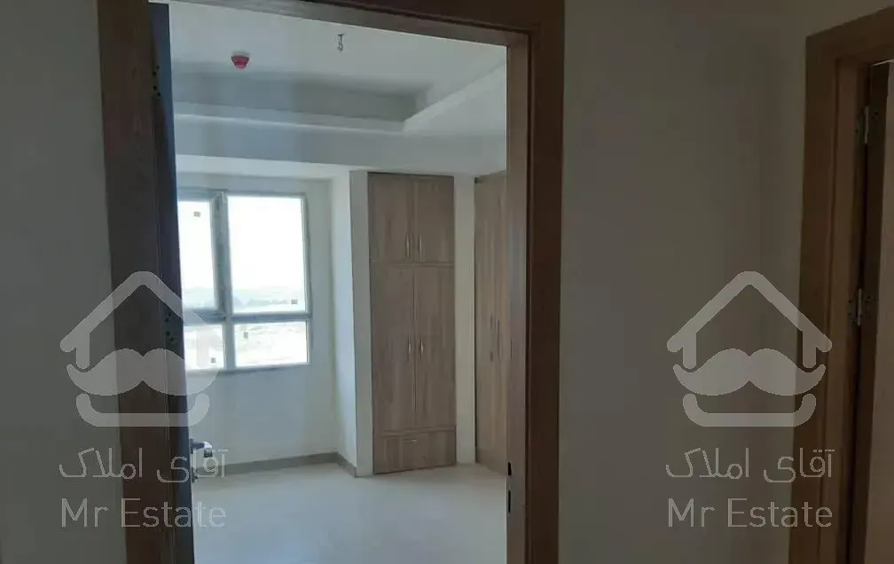 آپارتمان 162متری سه خواب غرب دریاچه چیتگر