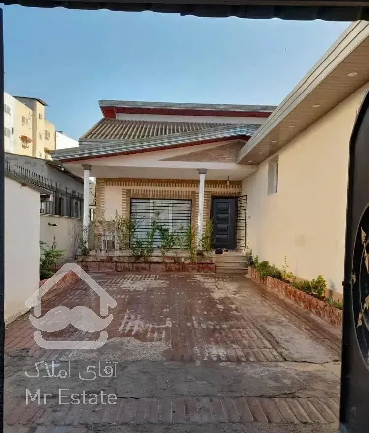 اجاره ویلااستخرجکوزی دار شیک دربستی روبرودریاکنار