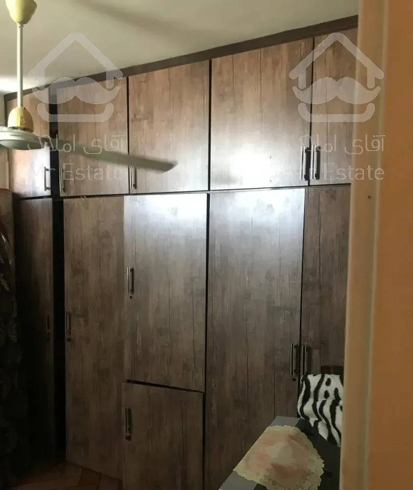 آپارتمان دو خوابه 95 متر  ()