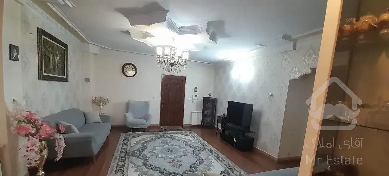 آپارتمان ۷۱ متر پارکینگ و آسانسور دار