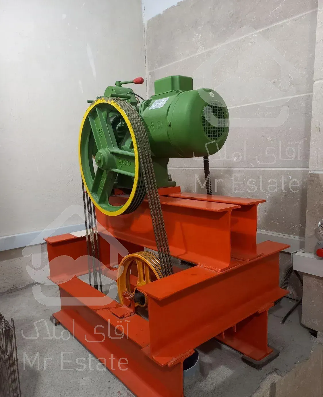 سرویس ،تعمیرونگهداری ، نصب ،بازسازی و فروش آسانسور