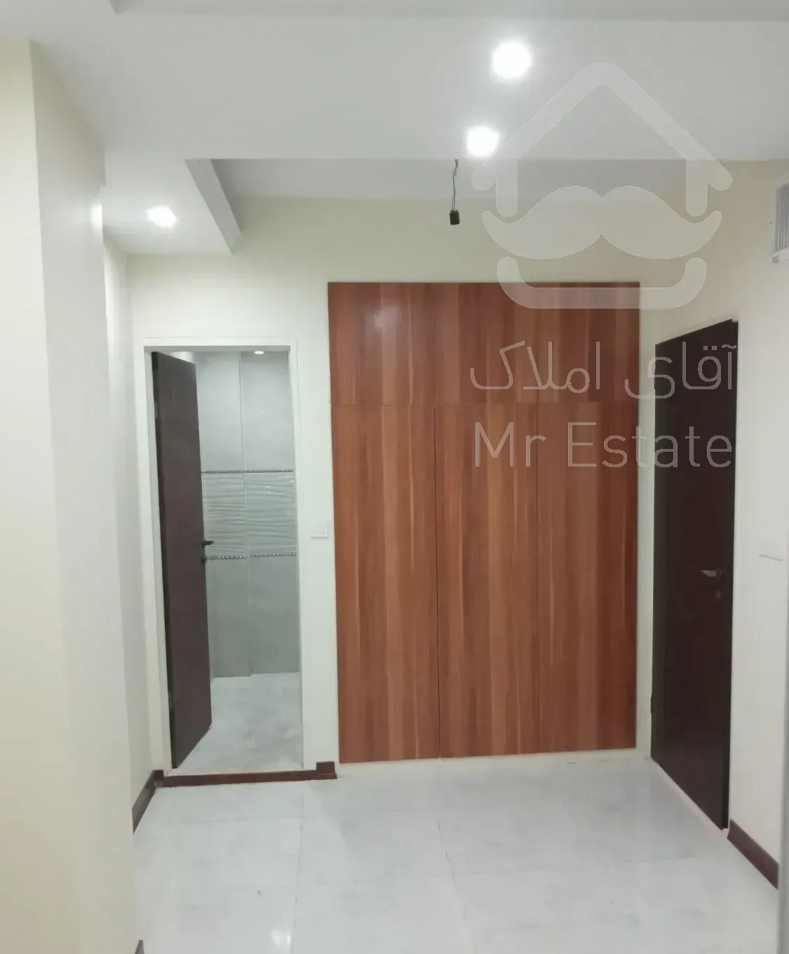 70متر/فول امکانات/ کلیدنخورده/ تک واحدی