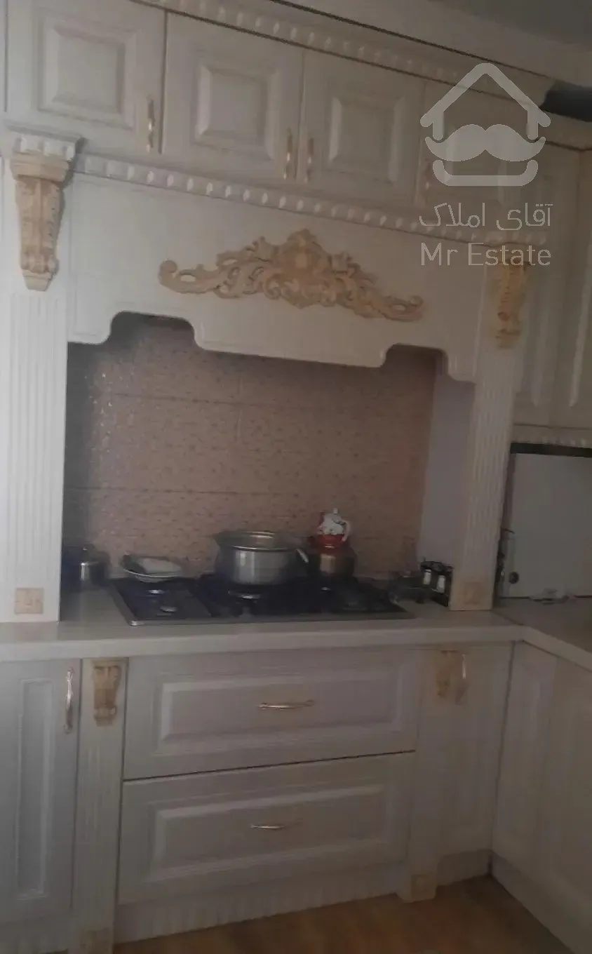 آپارتمان فروشی ۱۳۰متری بومهن هوافضا نگارستان سوم