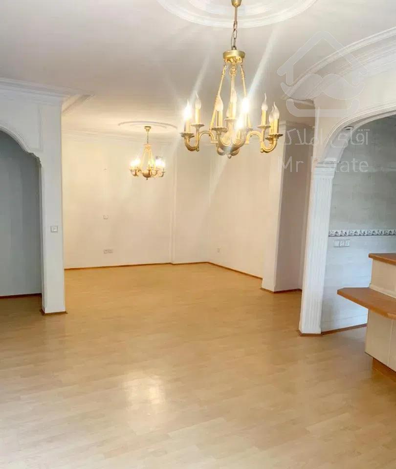 آپارتمان۸۰متر۲خواب(نورگیر مناسب)