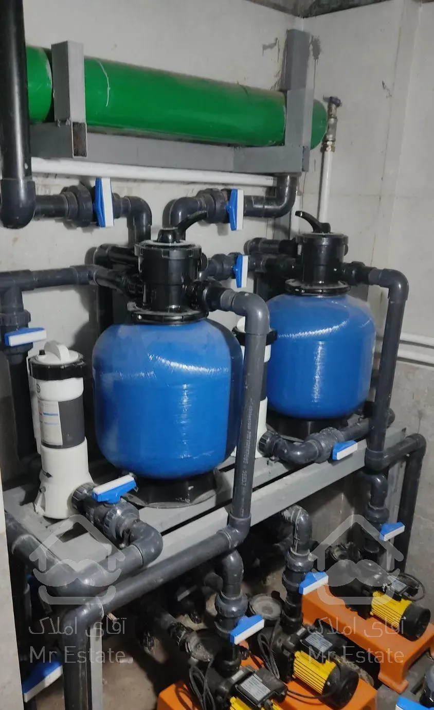 تاسیسات استخر و جکوزی، سونا، ساختمان و مورتورخانه