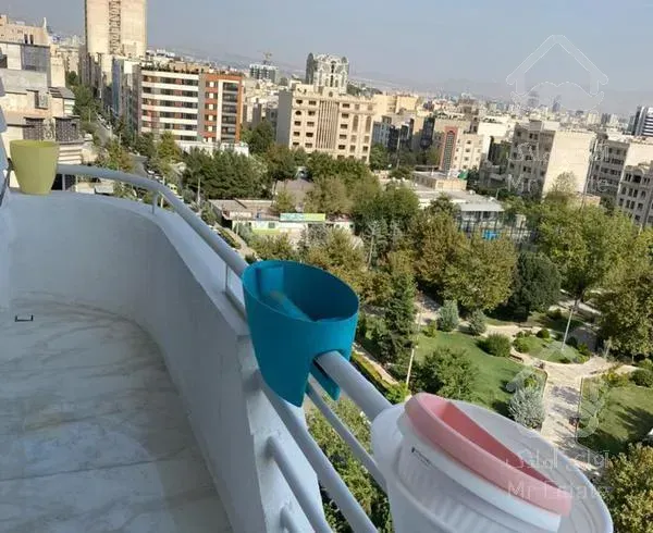 ۱۷۰مترآپارتمان شهرک غرب فاز اصلی