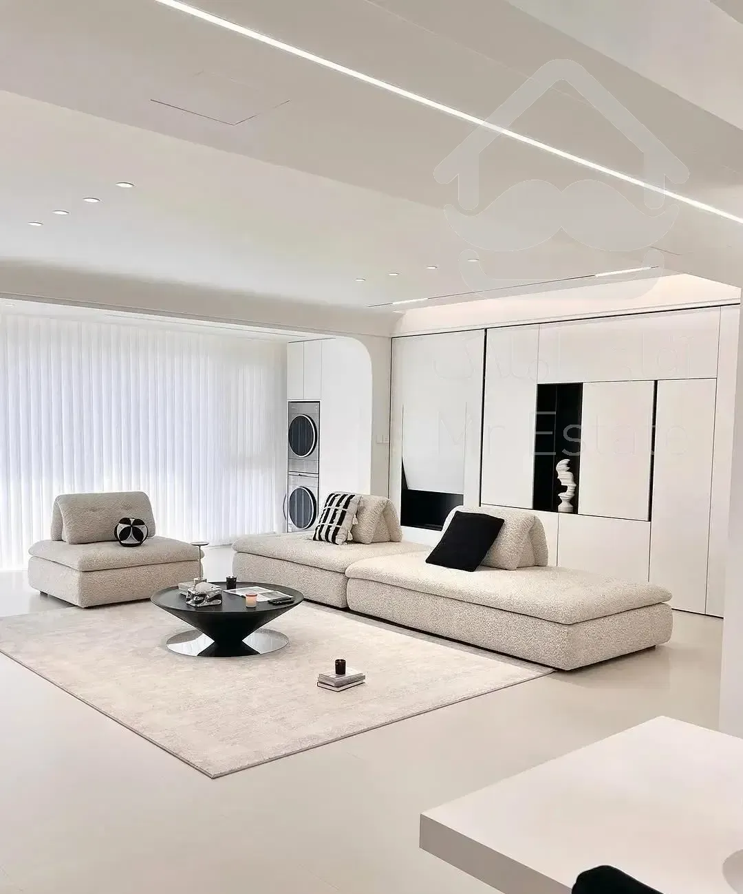 ۱۰۵ متر اقبال ۹ فول بازسازی مشابه صفر با آسانسور