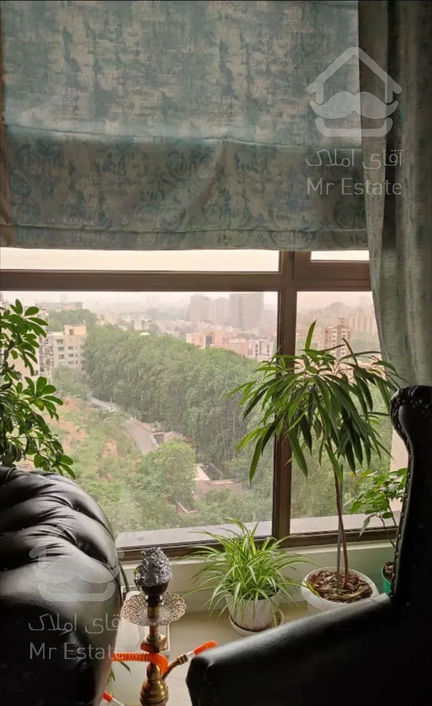 درکه ۲۳۰ متر/ طبقه ۱۱/ دید ۳۶۰ درجه/ ۳ پارکینگ