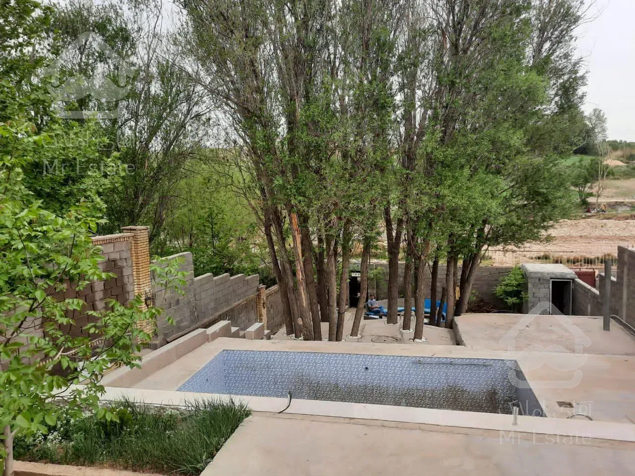 ویلا مشرف به رودخانه اکازیون