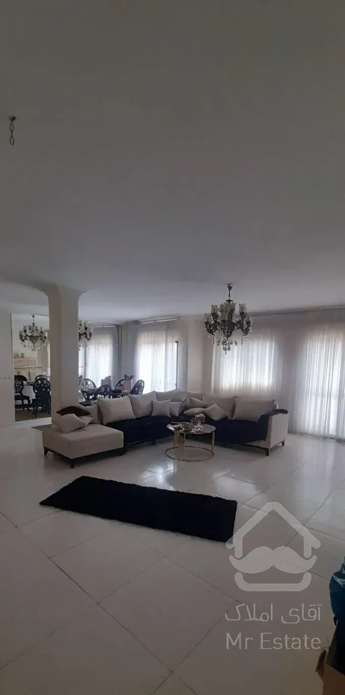 ۱۱۵متری باعشق کامرانیه‌جنوبی