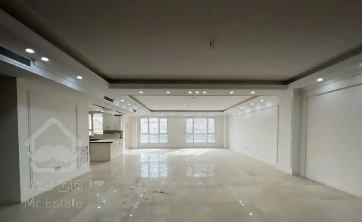 ۲۲۷ متر نیاوران /۳ پارکینگ / گل دقیقه آخر