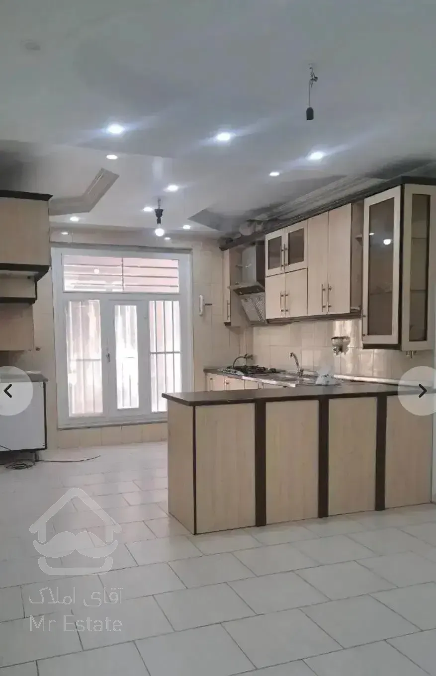 فروش ۶۸ متری دهقان دو خوابه