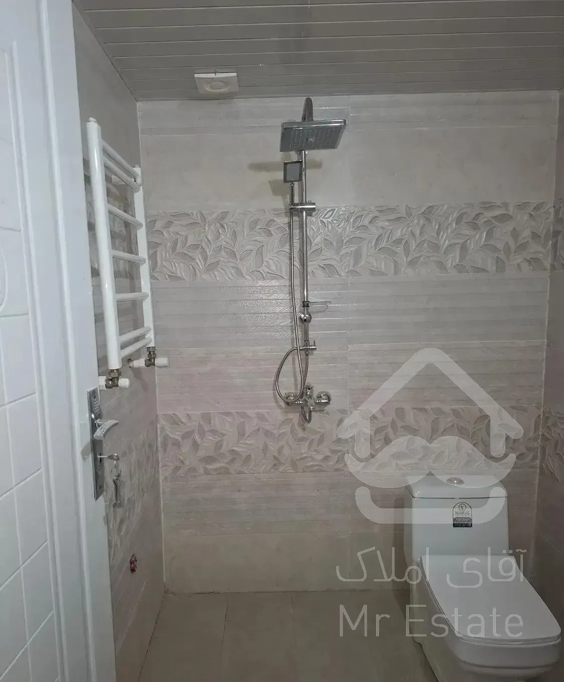 فروش آپارتمان 130متری۳خوابه تک واحدی خ امام